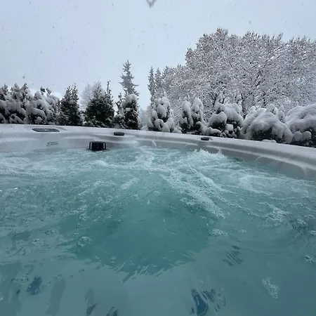 Winter Wonderland Near Interlaken • Ac • Hot Tub By Swissdreamliving *