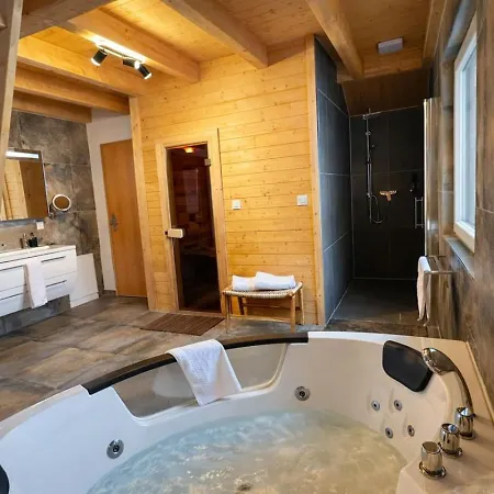 Winter Wonderland Near Interlaken • Ac • Hot Tub By Swissdreamliving شاليه